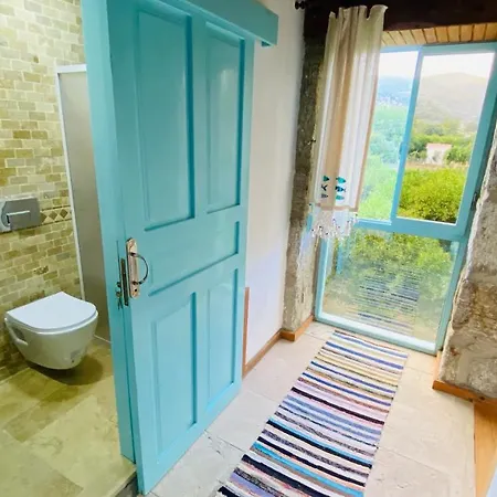 Mazi Stone Aparts Holiday home *